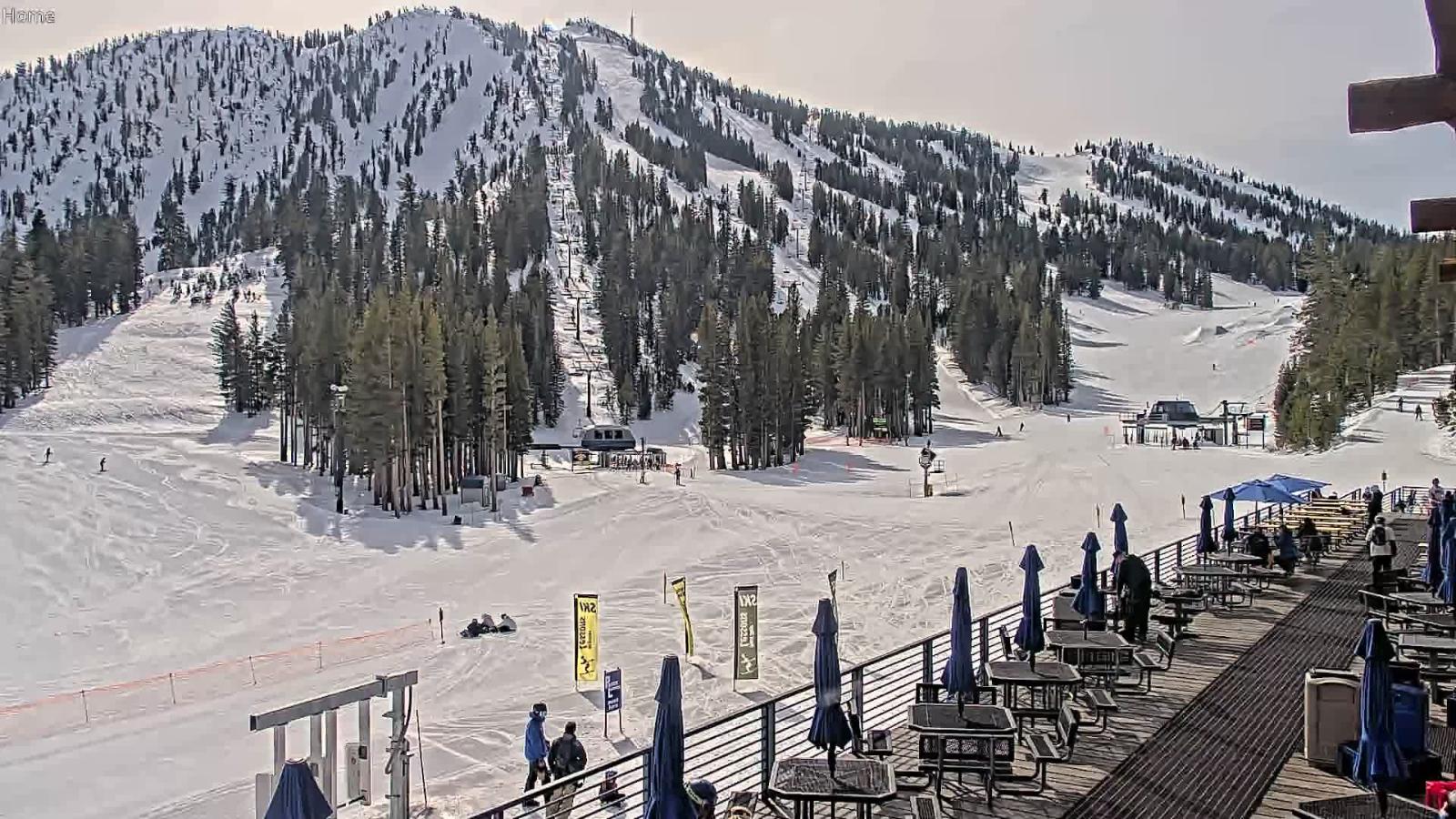 Webcam Mount Rose: Main Lodge