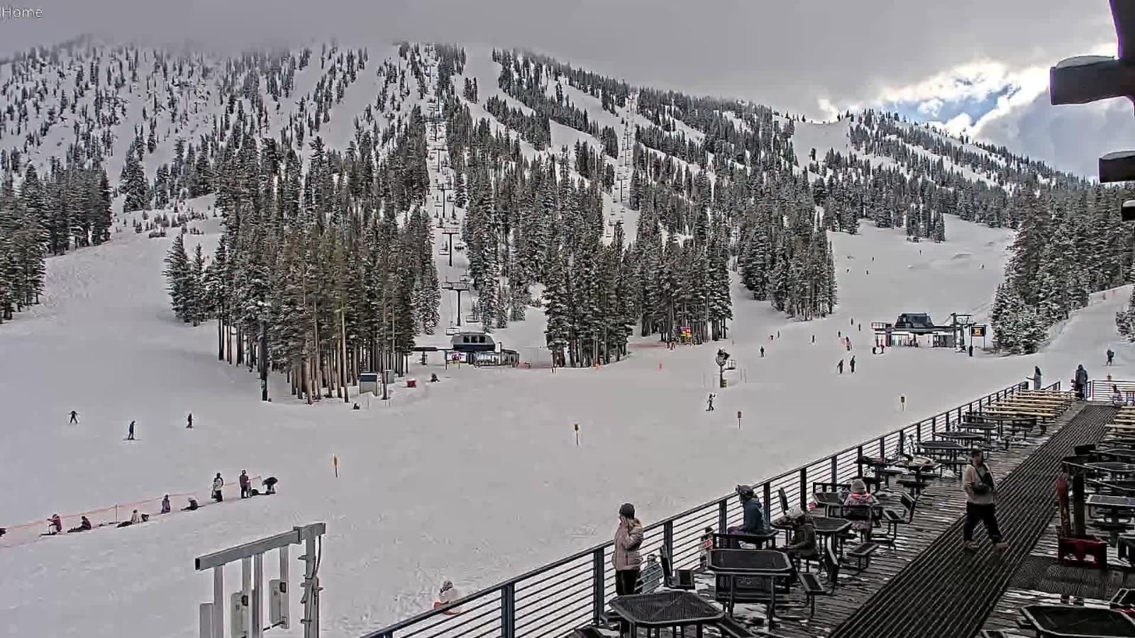 Webcam Mount Rose: Main Lodge