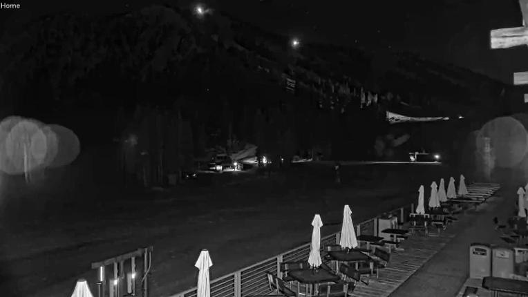 Webcam Mount Rose: Main Lodge