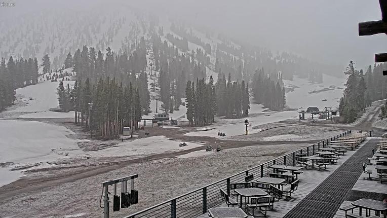 Webcam Mount Rose: Main Lodge