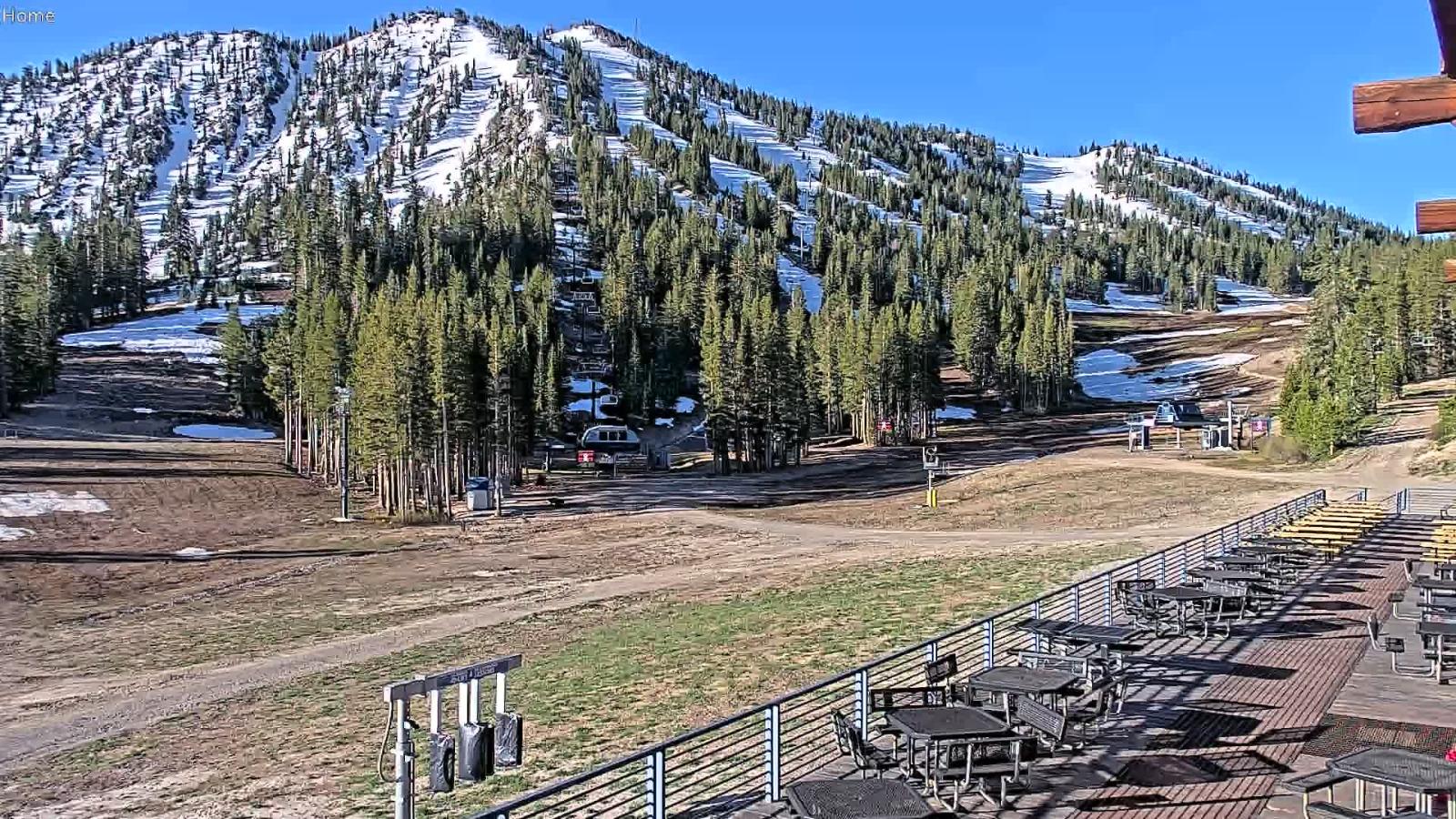 Webcam Mount Rose: Main Lodge