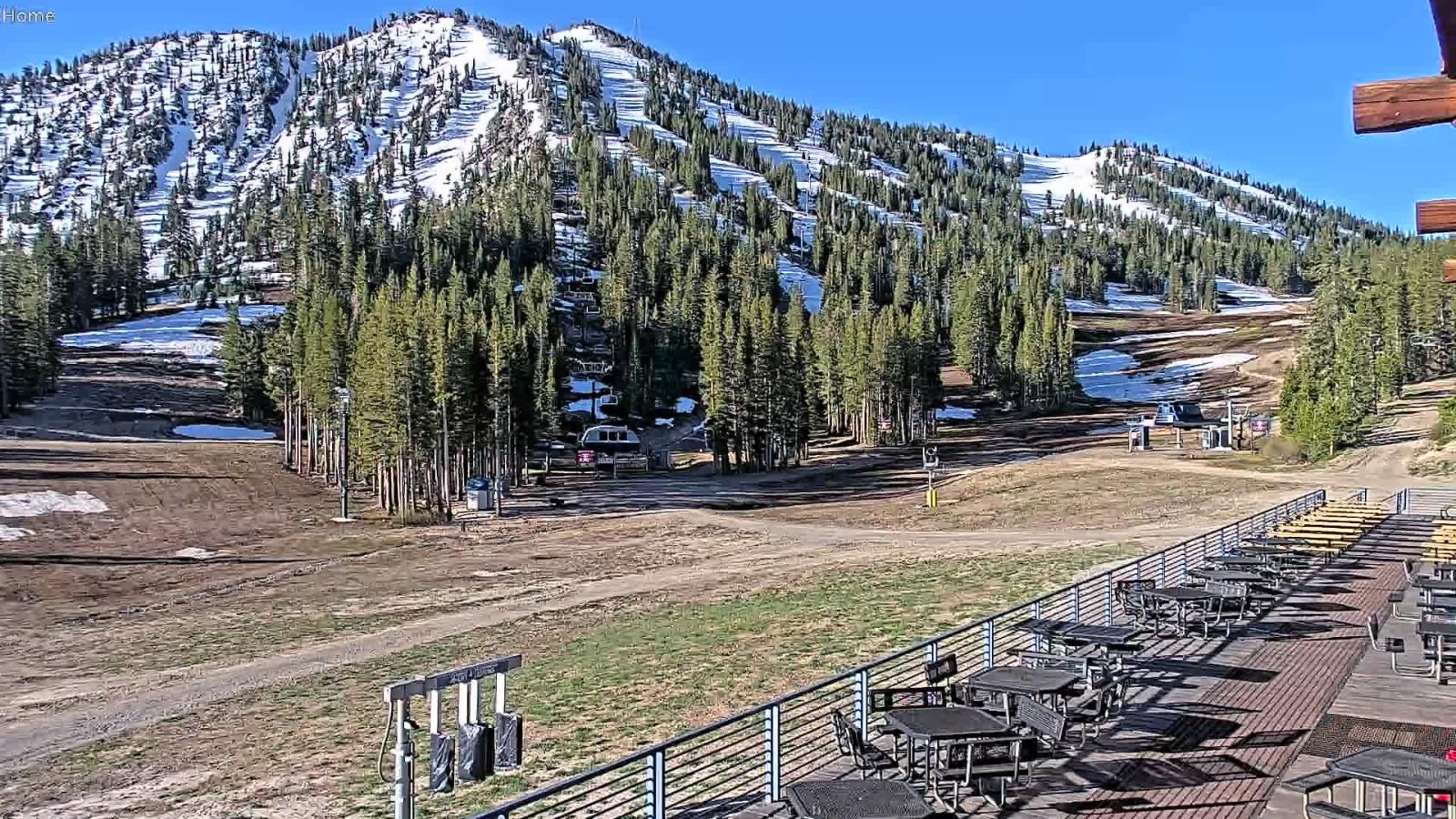 Webcam Mount Rose: Main Lodge