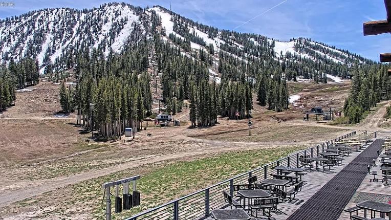Webcam Mount Rose: Main Lodge
