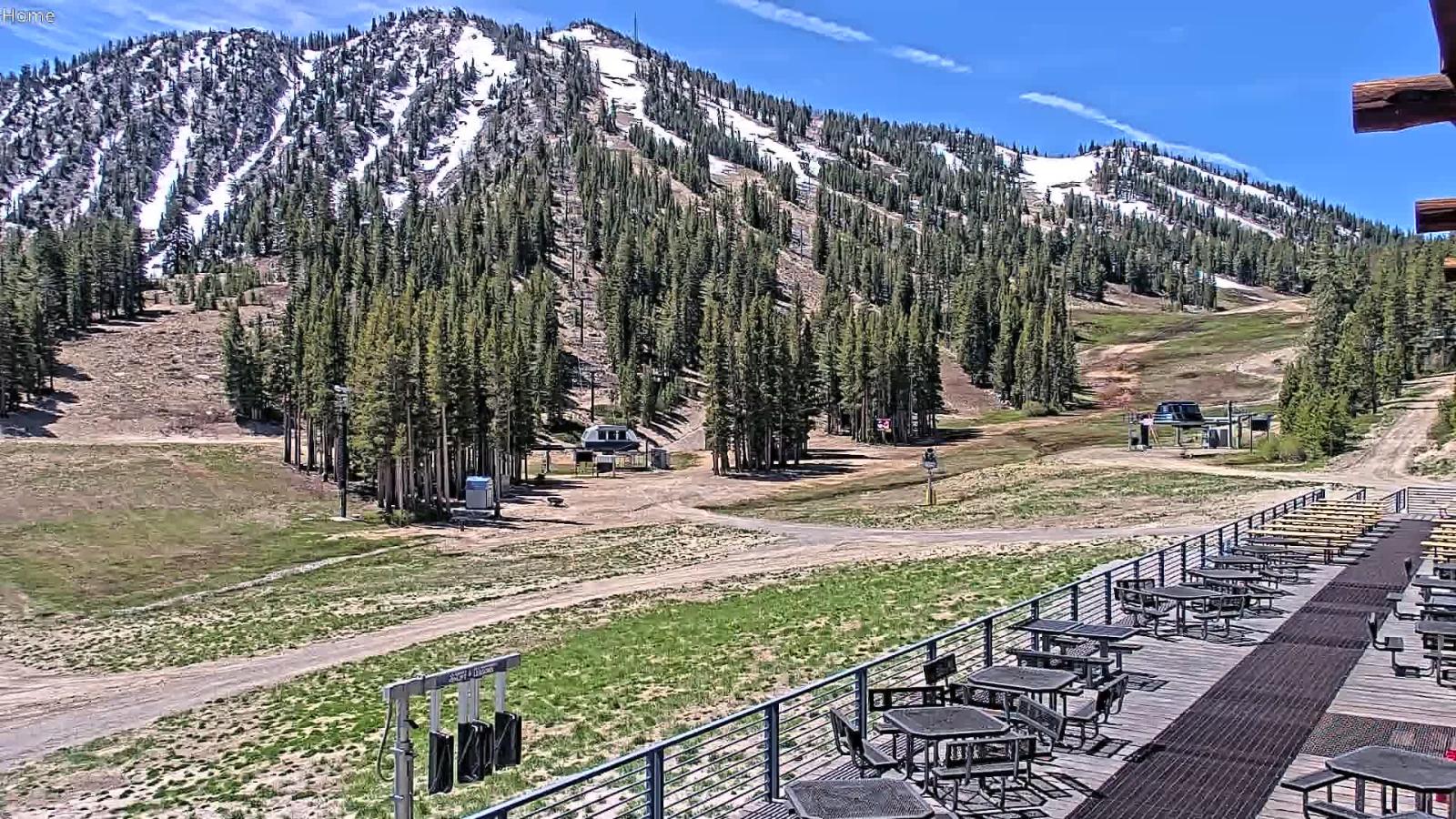 Webcam Mount Rose: Main Lodge