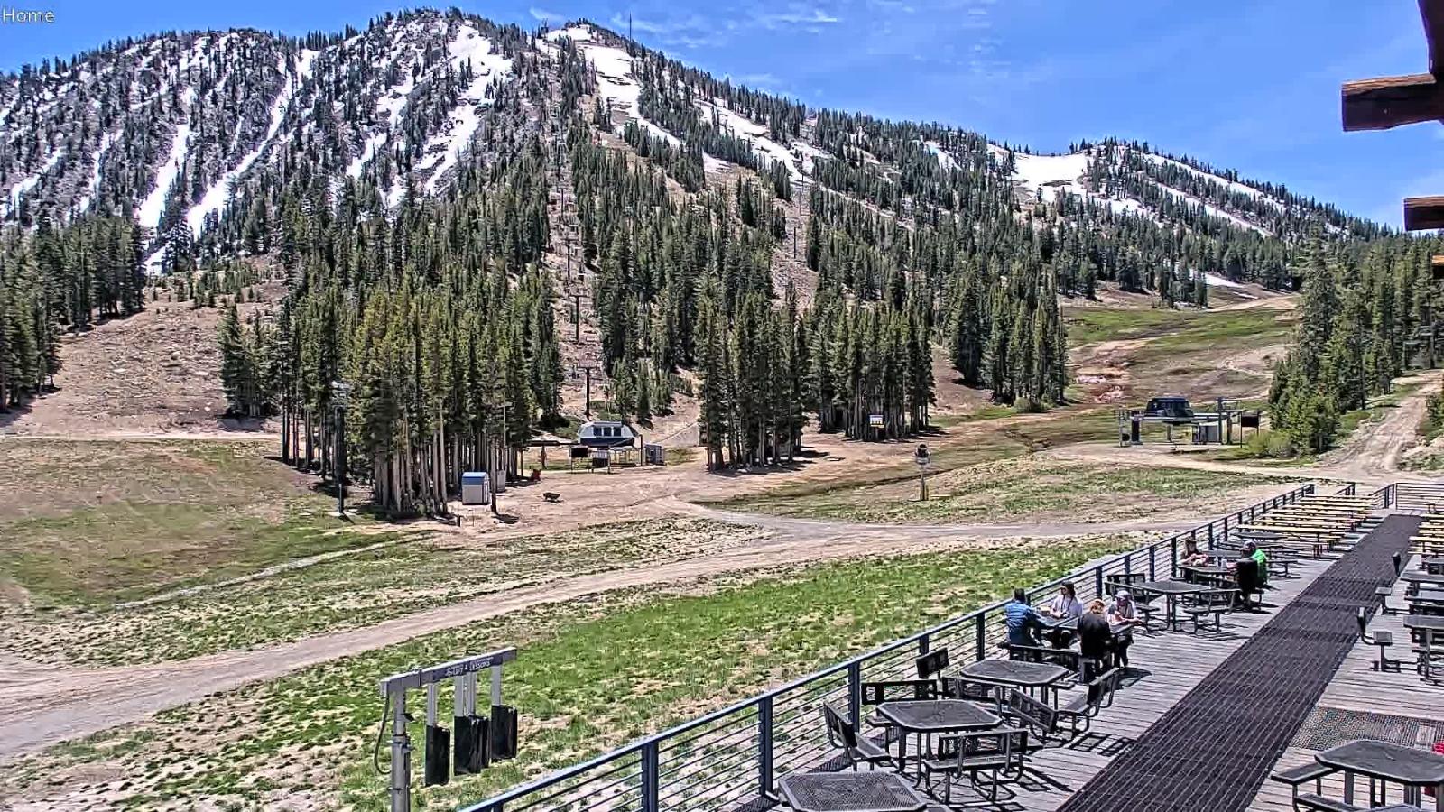 Webcam Mount Rose: Main Lodge