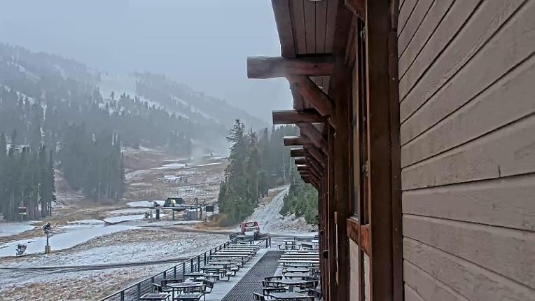 Webcam Mount Rose: Main Lodge