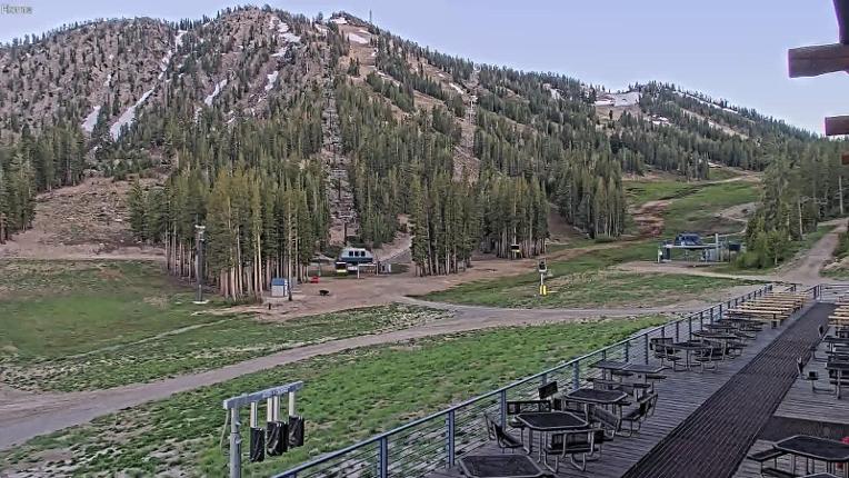 Webcam Mount Rose: Main Lodge