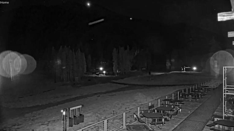 Webcam Mount Rose: Main Lodge