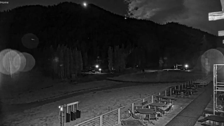 Webcam Mount Rose: Main Lodge