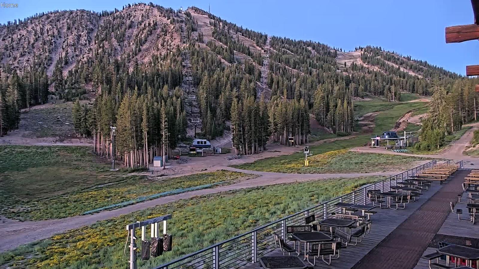 Webcam Mount Rose: Main Lodge