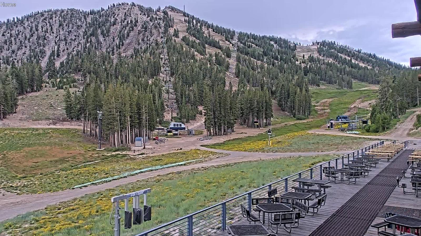 Webcam Mount Rose: Main Lodge