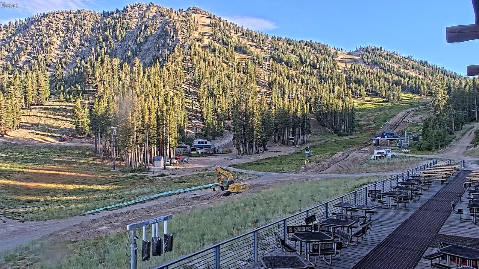 Webcam Mount Rose: Main Lodge