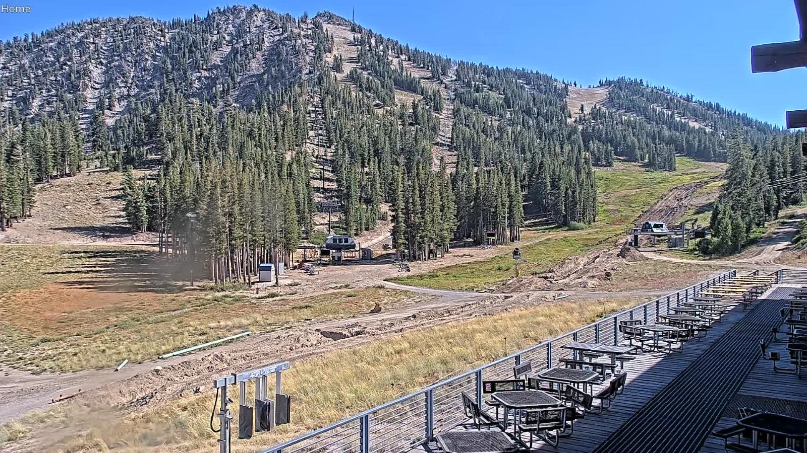 Webcam Mount Rose: Main Lodge