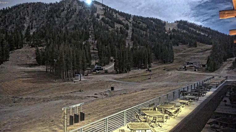 Webcam Mount Rose: Main Lodge