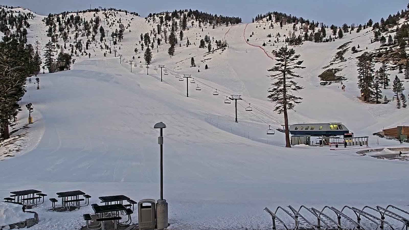 Webcam Mount Rose: Winters Creek Lodge