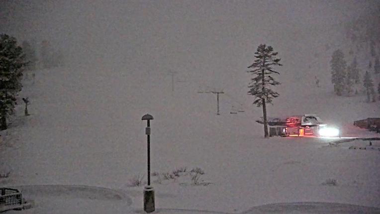 Webcam Mount Rose: Winters Creek Lodge