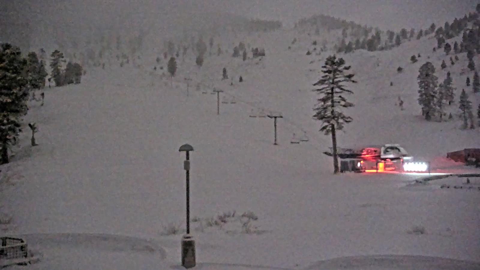 Webcam Mount Rose: Winters Creek Lodge
