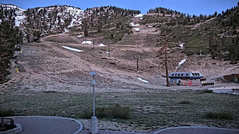 Webcam Mount Rose: Winters Creek Lodge