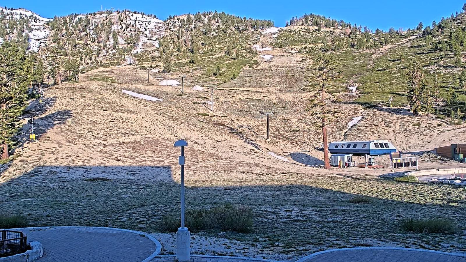 Webcam Mount Rose: Winters Creek Lodge