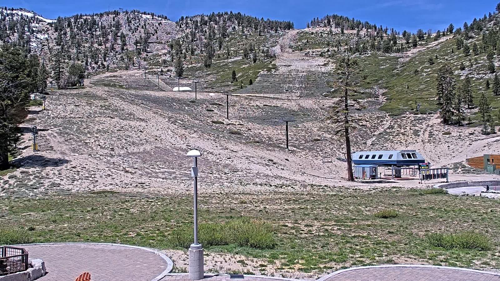 Webcam Mount Rose: Winters Creek Lodge