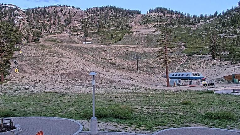 Webcam Mount Rose: Winters Creek Lodge