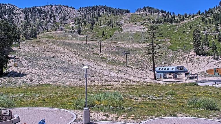 Webcam Mount Rose: Winters Creek Lodge