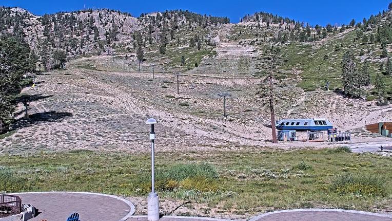 Webcam Mount Rose: Winters Creek Lodge