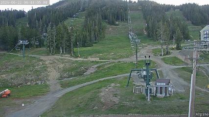 Mount Washington: Alpine Cam (mountwashington.ca)