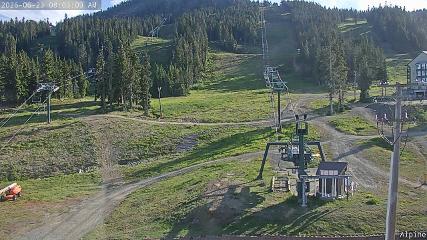 Mount Washington: Alpine Cam (mountwashington.ca)