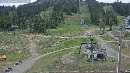 Mount Washington: Alpine Cam (mountwashington.ca)