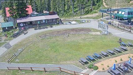 Mount Washington: Alpine Cam (mountwashington.ca)