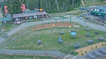 Mount Washington: Alpine Cam (mountwashington.ca)