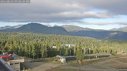 Mount Washington: Alpine Cam (mountwashington.ca)