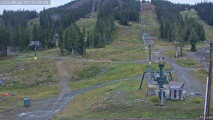 Mount Washington: Alpine Cam (mountwashington.ca)