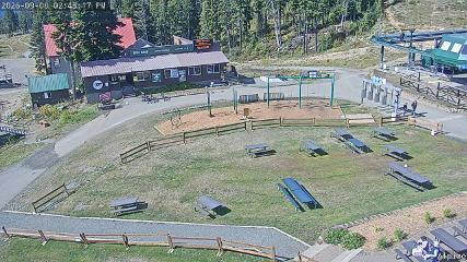 Mount Washington: Alpine Cam (mountwashington.ca)