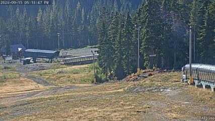 Mount Washington: Alpine Cam (mountwashington.ca)