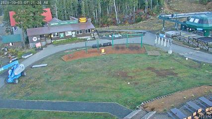 Mount Washington: Alpine Cam (mountwashington.ca)