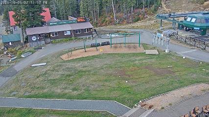 Mount Washington: Alpine Cam (mountwashington.ca)