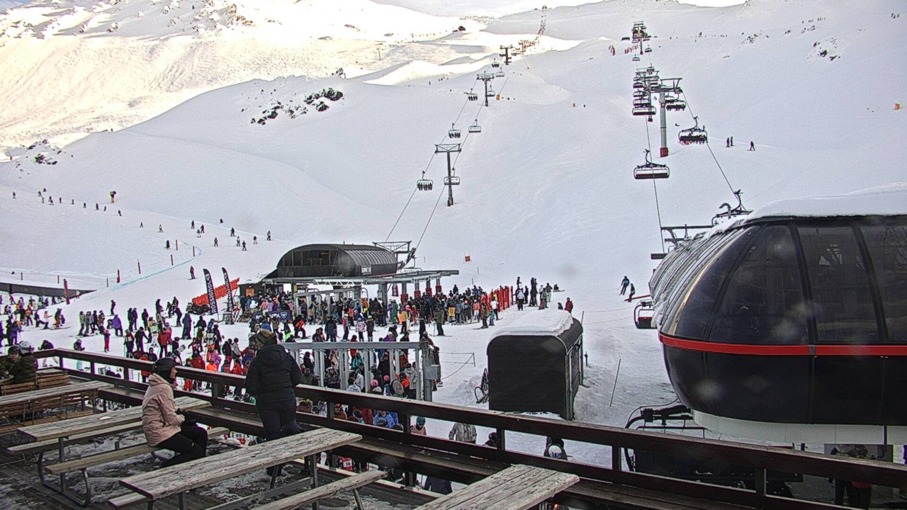 Webcam Mt. Hutt: Base area