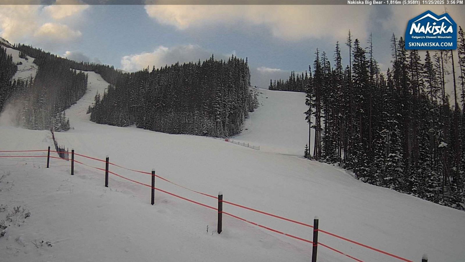 Webcam Nakiska: Mid Gold Express