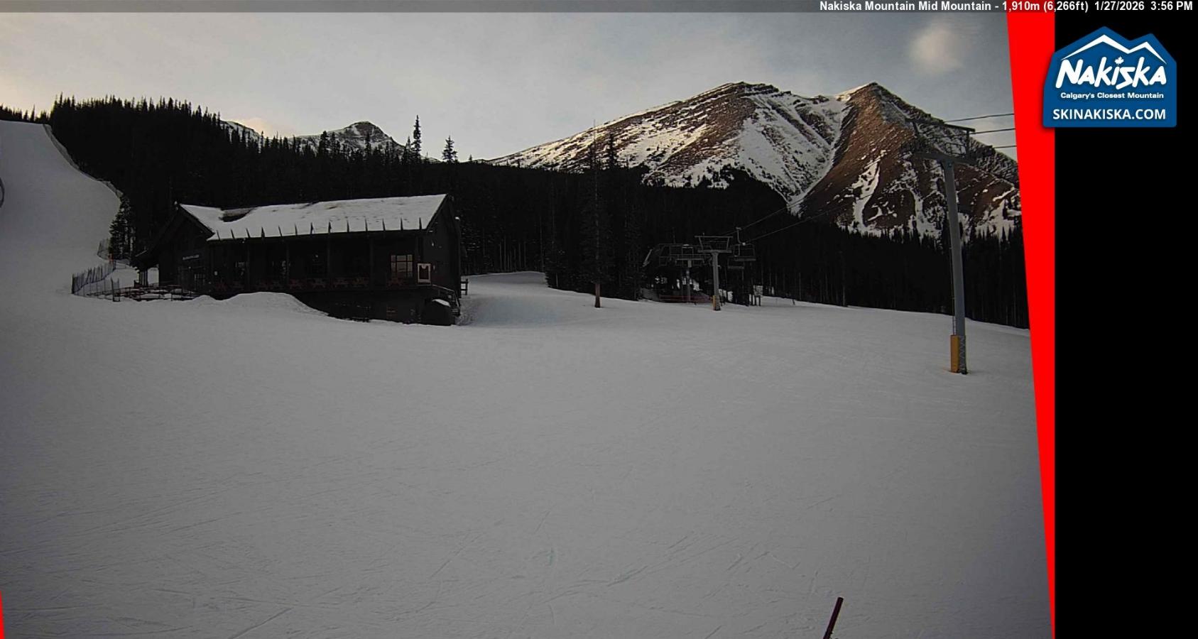 Webcam Nakiska: Mid Mountaind Lodge