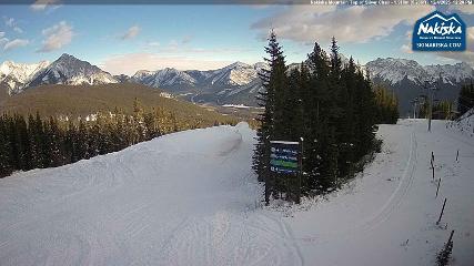 Nakiska: Top of Silver Chair (skinakiska.com)