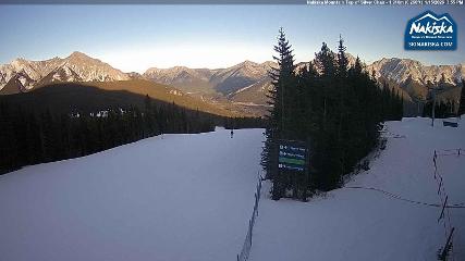 Nakiska: Top of Silver Chair (skinakiska.com)