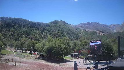 Nevados de Chillán: Plaza Tata (nevadosdechillan.com)