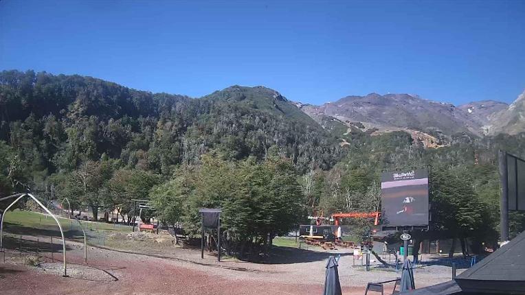 Webcam Nevados de Chillán: Plaza Tata