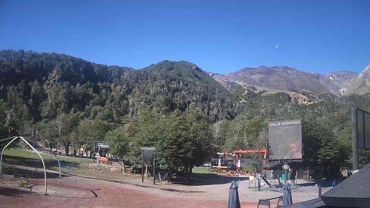 Webcam Nevados de Chillán: Plaza Tata