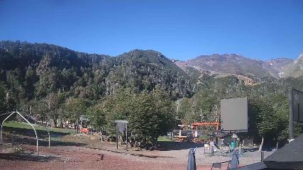 Nevados de Chillán: Plaza Tata (nevadosdechillan.com)