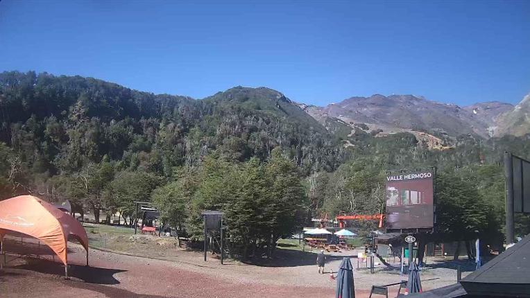 Webcam Nevados de Chillán: Plaza Tata