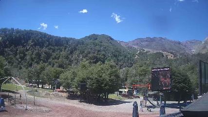 Nevados de Chillán: Plaza Tata (nevadosdechillan.com)