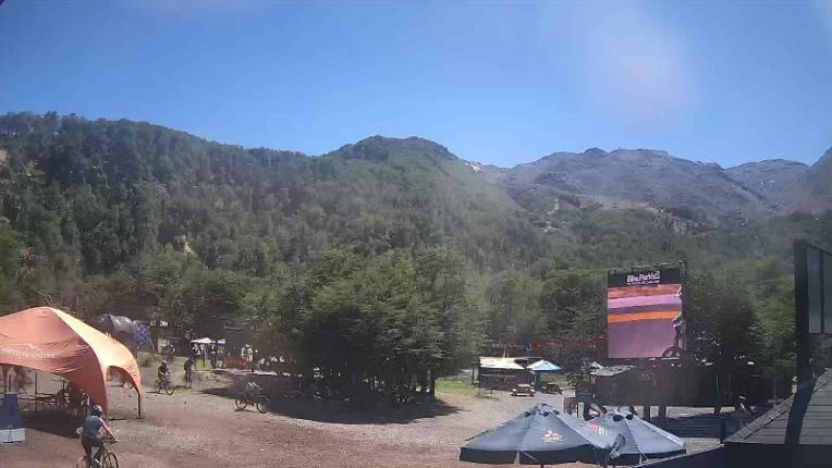 Webcam Nevados de Chillán: Plaza Tata